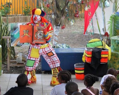 le Clown Roberto devant ses spectateurs